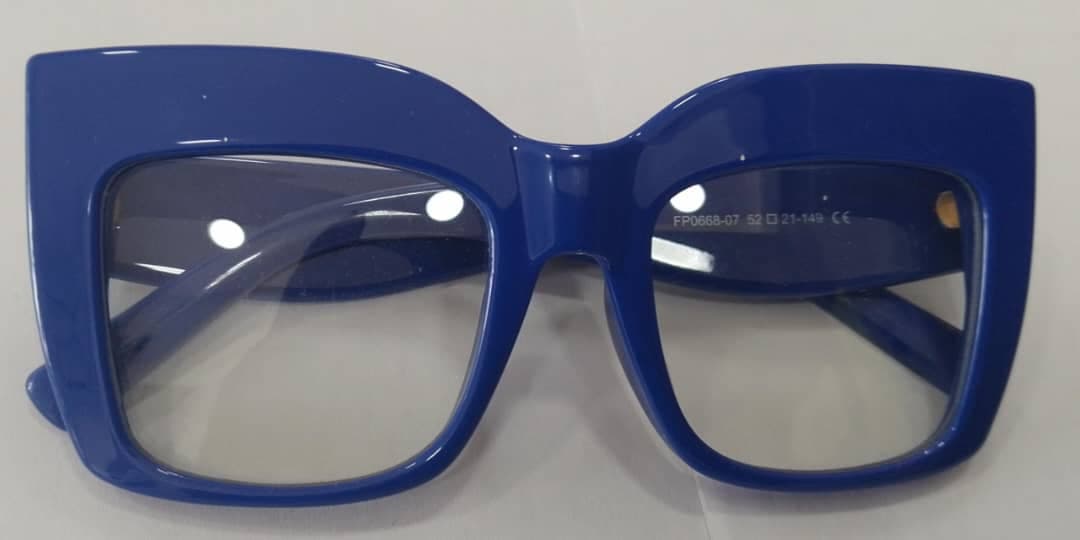 Royal blue, bold square